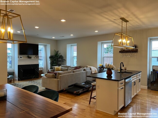 Photo - 14 Williams St Apartment