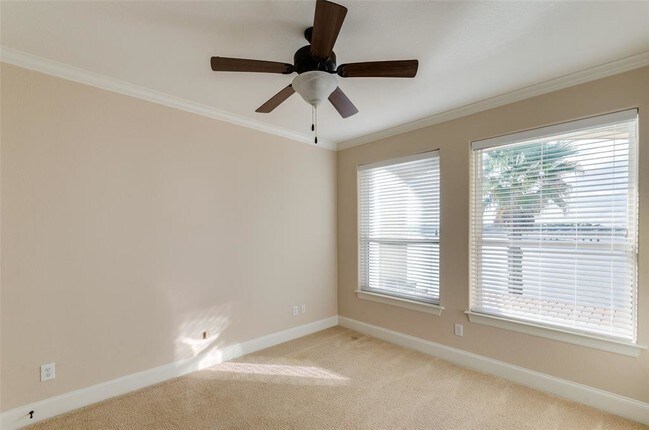 Foto del edificio - 4144 Boardwalk Blvd