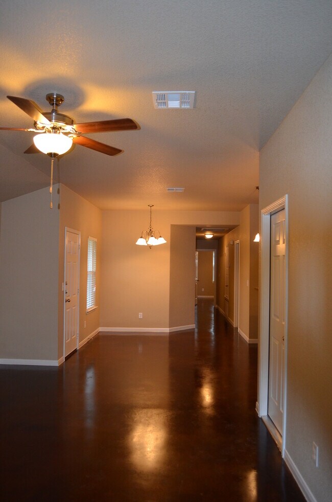 Foto del edificio - 1613Pontotoc