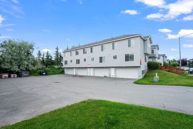 Foto del edificio - 7035 Gold Kings Ave