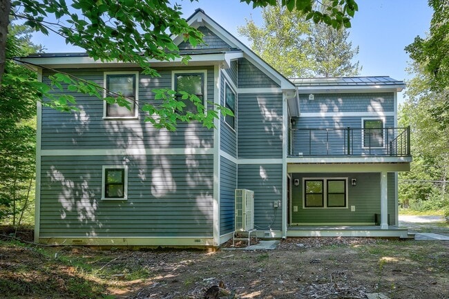 Building Photo - 247 Odell Hill Rd