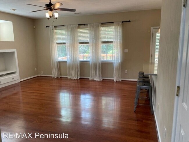 Building Photo - 3 br, 2.5 bath House - 213 George Wythe Lane