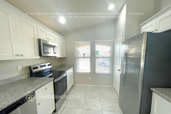 Foto del edificio - 9140 W Williams St