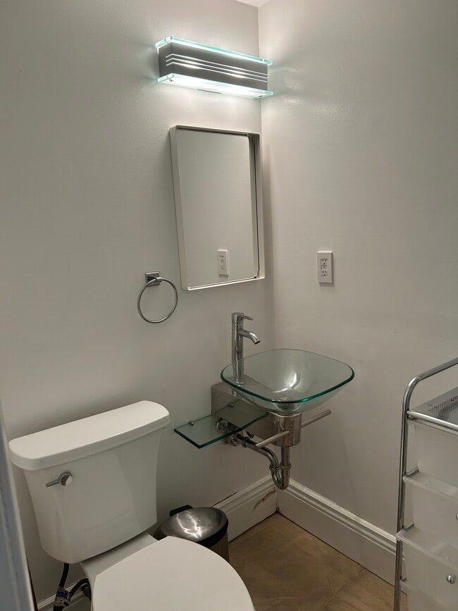 Building Photo - 1639 Winding Waye Ln