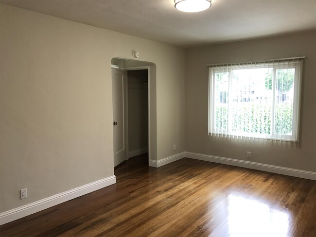 Foto del edificio - 5951 Racine St