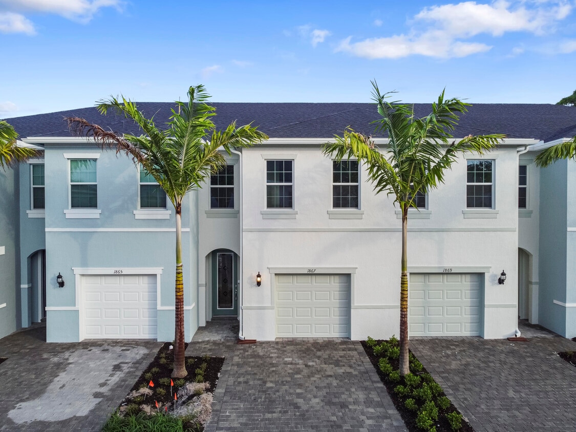 1867 SE Tarni Way, Stuart, FL 34996 Townhome Rentals in Stuart FL