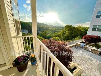 Building Photo - 4205 Ramapo Ct
