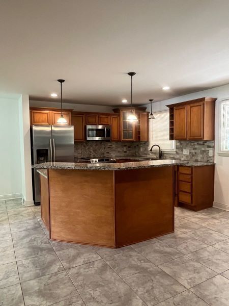 Building Photo - Lakemoor Hills 3bd/2ba Ranch near downtown...