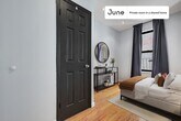 Foto principal - Private bedroom in 4 bed/1.5 bath Home