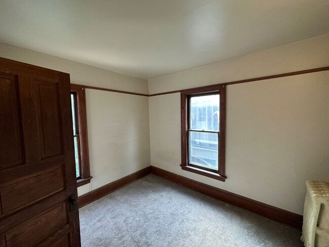 Building Photo - 2813 W Juneau Ave. (3 Unit)
