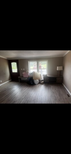 Foto del edificio - 93 Blackburn Mountain Dr