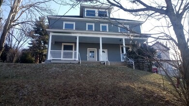 Building Photo - 515 Lee Ave