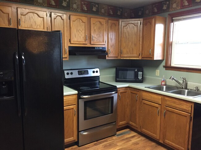 Foto del edificio - 674 Greenbriar Ct