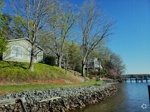 Building Photo - 4023 Windward Dr