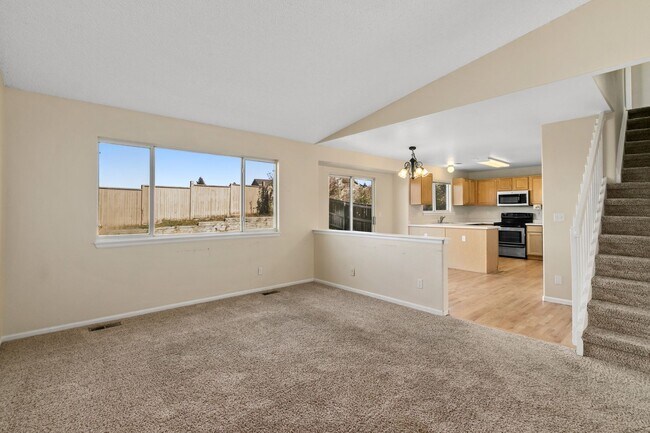 Building Photo - Centennial Home in Cherry Creek Schools