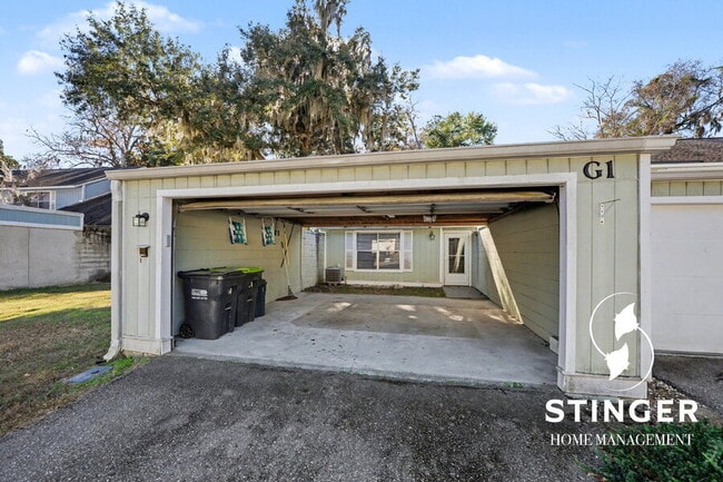 Building Photo - 900 Brotherhood Rd