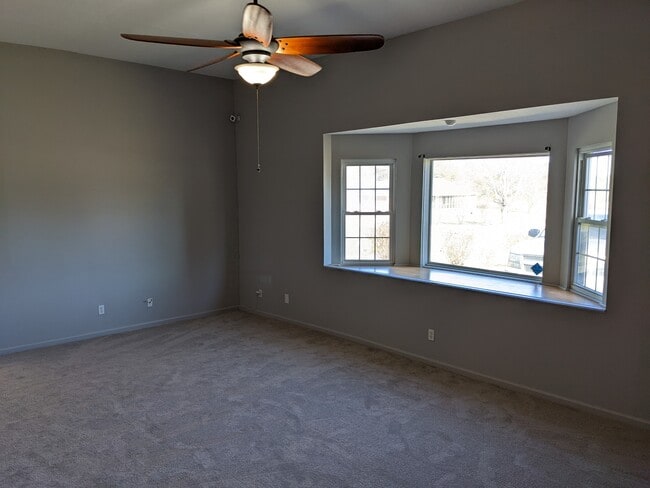 Building Photo - 4306 Fairbluff Rd