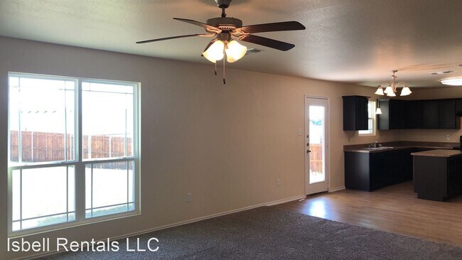 Building Photo - 4 br, 2.5 bath House - 2203 Sea Eagle