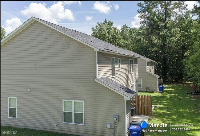 Foto del edificio - 3 br, 2 bath Townhome - 1004 Spring Forest...