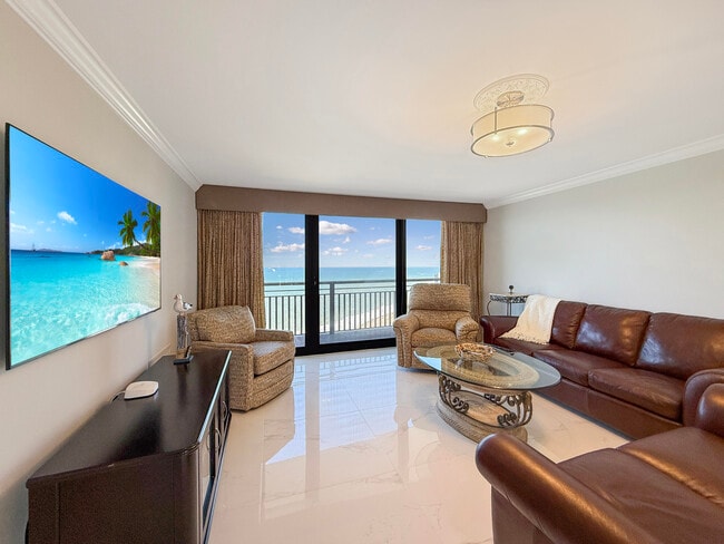 Foto del edificio - 3000 N Ocean Dr