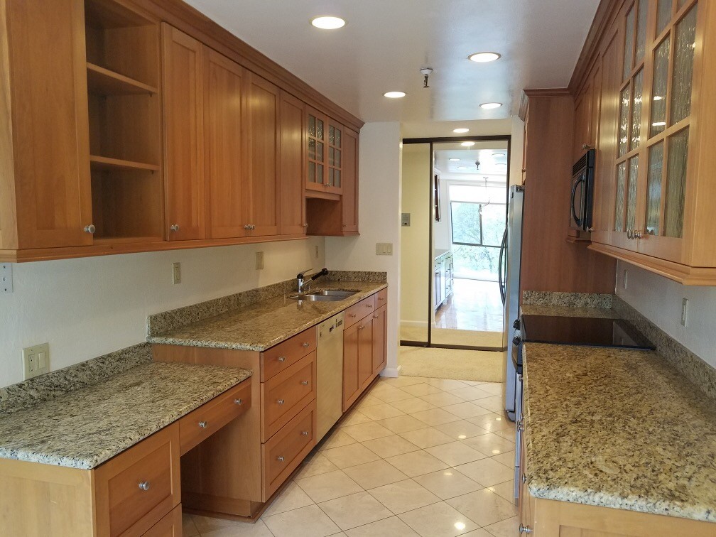 Kitchen - 771 Kingston Ave