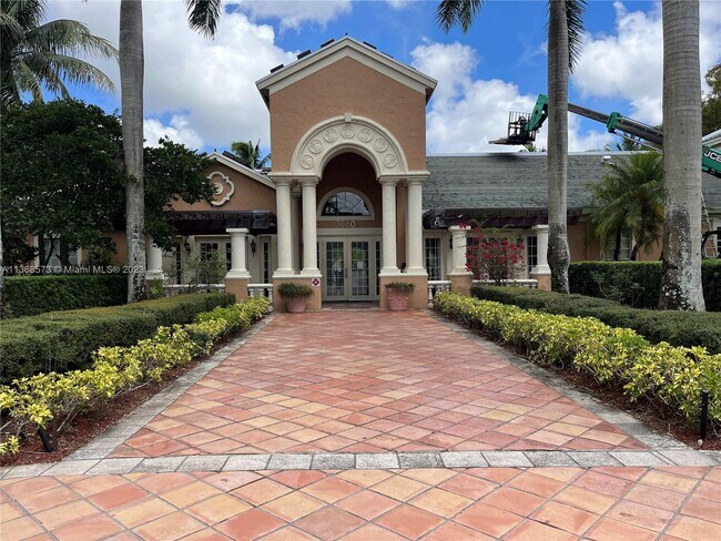 Building Photo - 3880 Lyons Rd