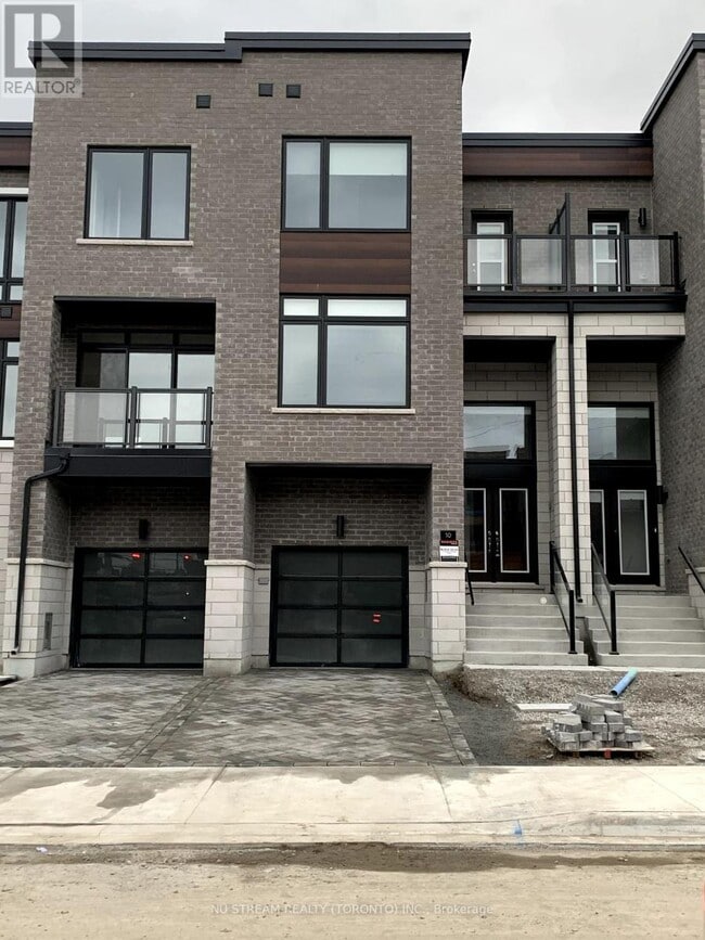 Building Photo - 10 DANIELLE MOORE Cir