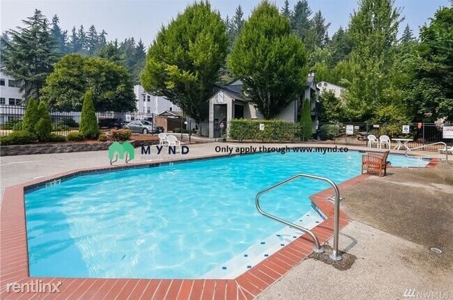 Foto del edificio - 9805 Avondale Rd NE