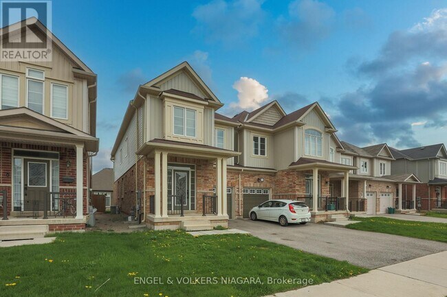 Building Photo - 9514 Tallgrass Ave