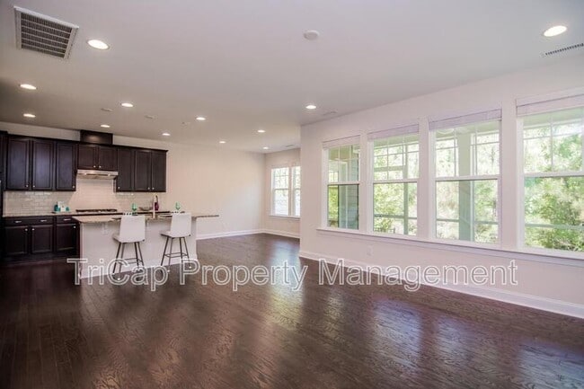Building Photo - 1012 Laurel Twist Rd