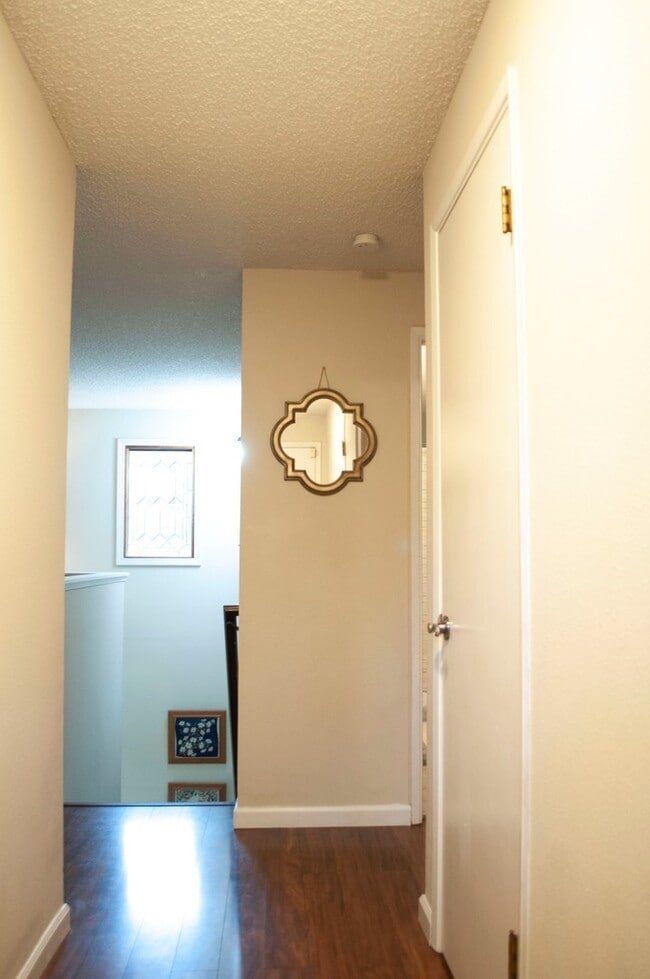 Building Photo - Darling Poulsbo 3 bedroom available now