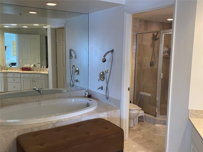 Foto del edificio - 3370 Hidden Bay Dr