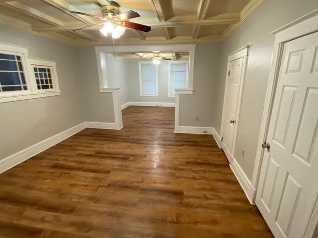 Building Photo - 130 Congress St