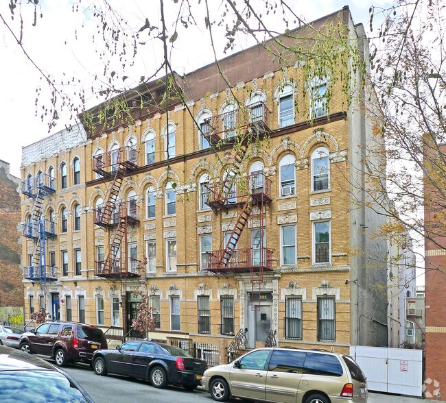 222 Pulaski St, Brooklyn, NY 11206 Apartments Brooklyn, NY