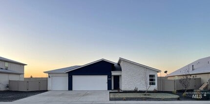 Building Photo - 1625 Cashel St