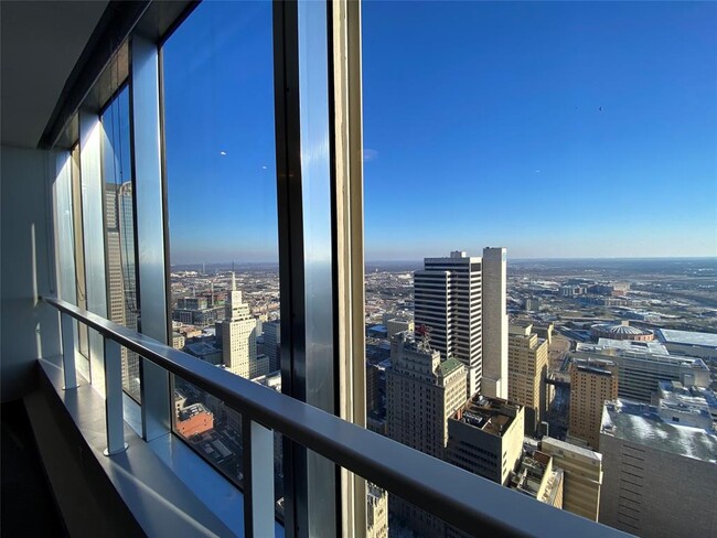 Foto del edificio - 1400 Elm St
