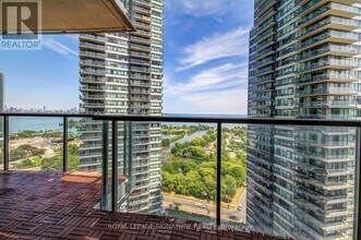 Building Photo - 15 Legion Rd