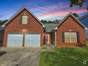 Building Photo - 1734 Spring Hill Cove