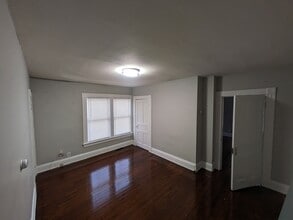 Building Photo - 5143 Hunter Ave