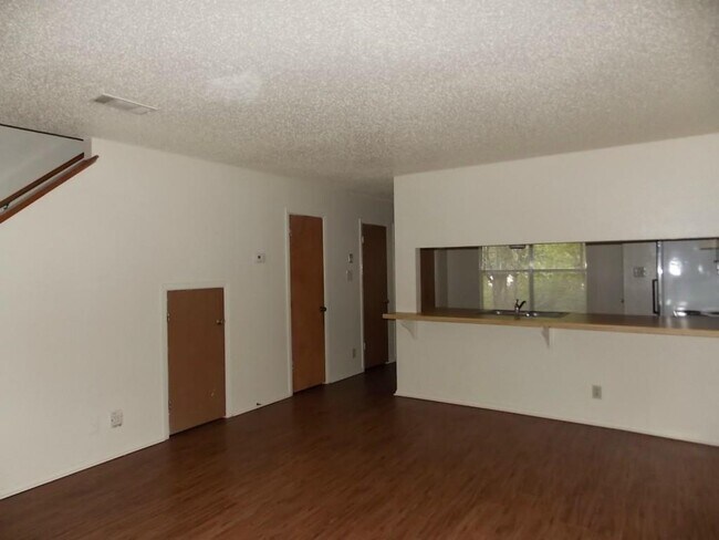 Foto del edificio - 3308 Dunliegh Dr