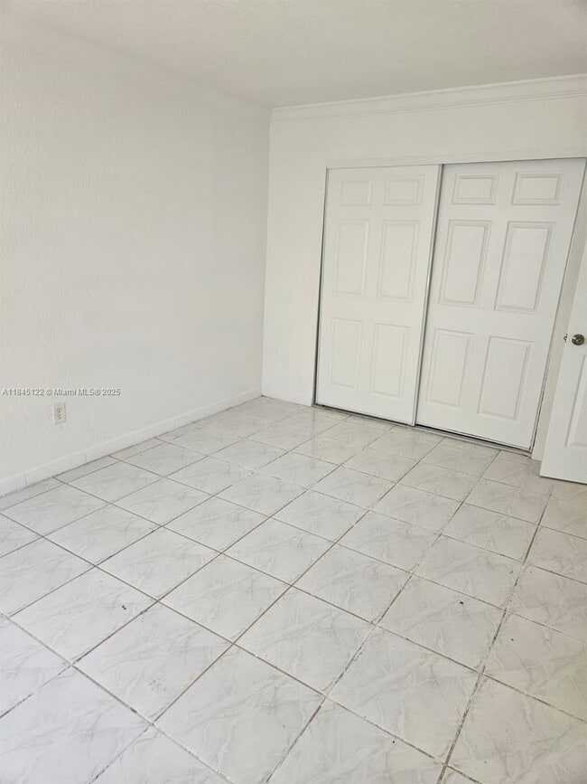 Foto del edificio - 8001 W 6th Ave