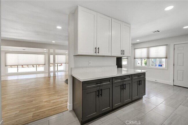 Foto del edificio - 3948 San Marcos Ave