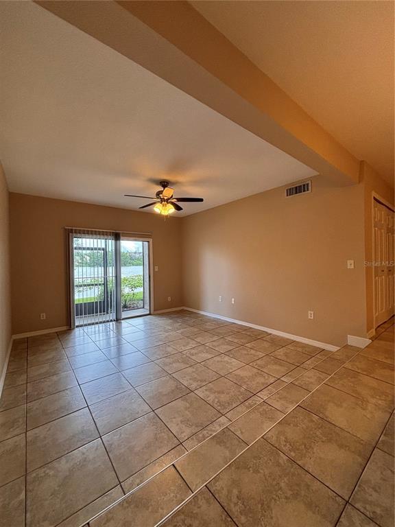 Building Photo - 145 N Pearl Lake Causeway