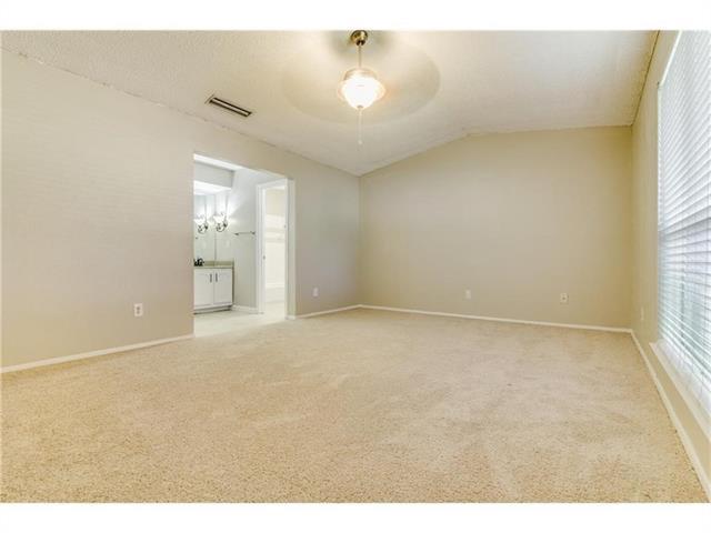 Building Photo - 3602 Waldorf Dr