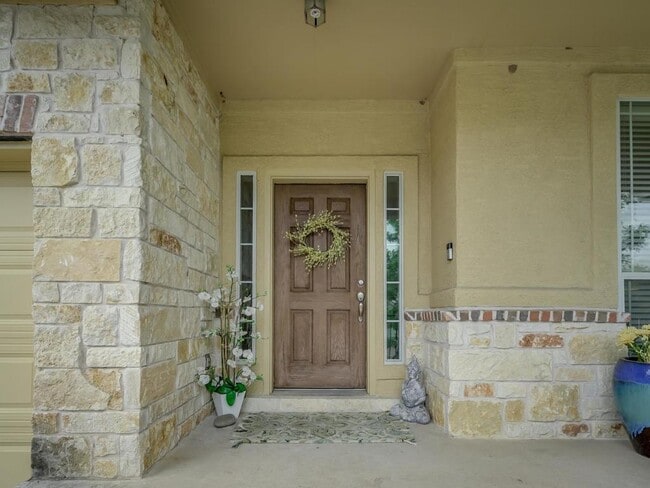 Building Photo - 14508 Broadwinged Hawk Dr