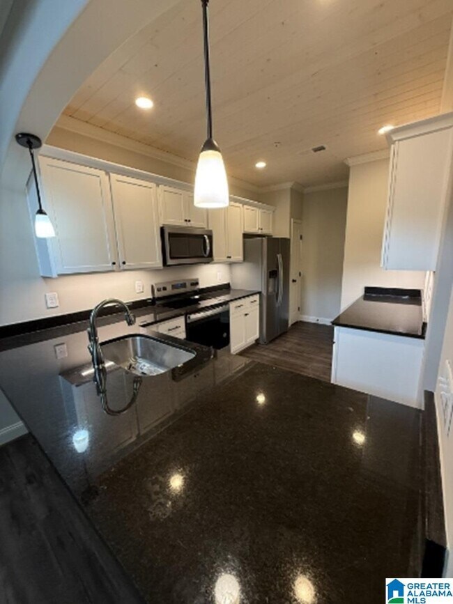 Foto del edificio - 4315 Lennox Ct