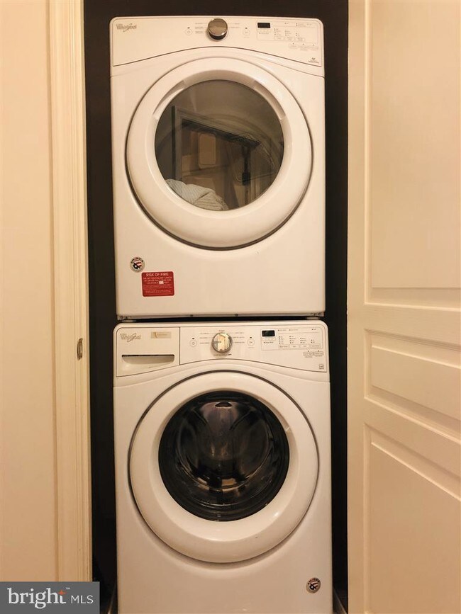 Foto del edificio - 12745 Lotte Dr