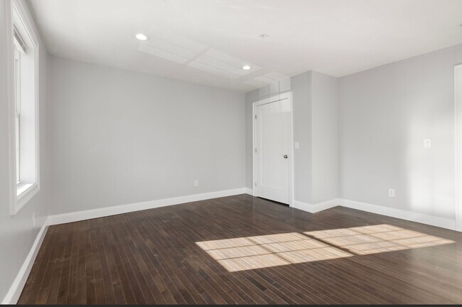 Foto del edificio - 222 Rock St