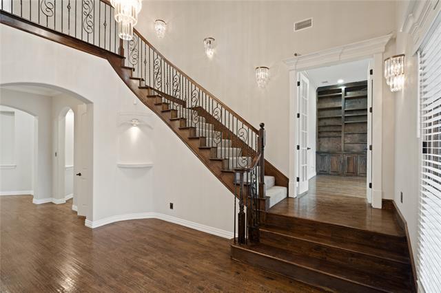 Building Photo - 917 Wood Hollow Way