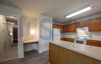 Building Photo - 953 Clarion Dr